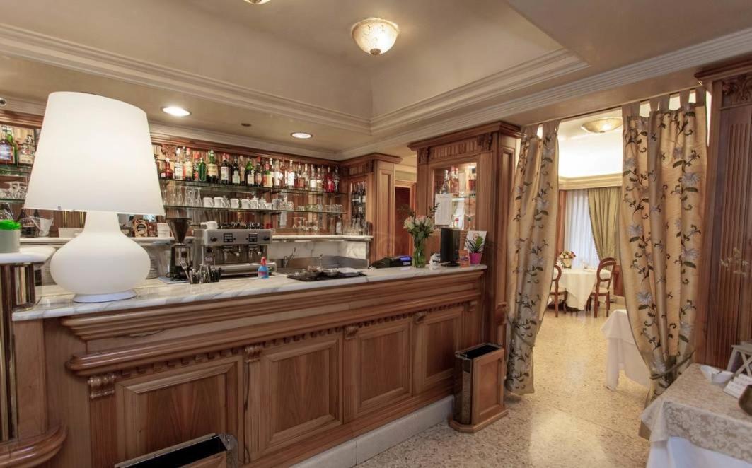 Hotel Ristorante Ca' Nova Venice Exterior photo